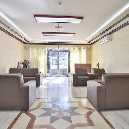 Oyo 366 Waves Hotel Ajman Luaran gambar