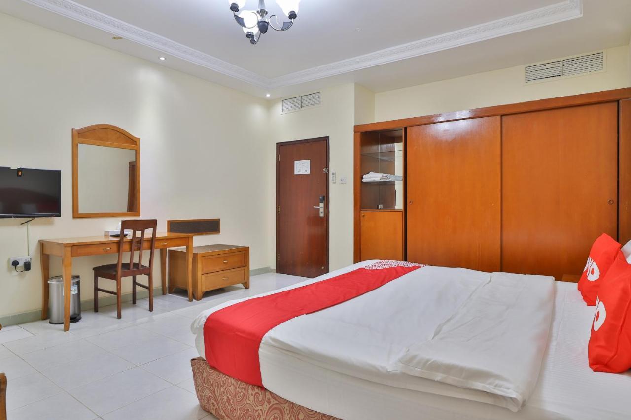 Oyo 366 Waves Hotel Ajman Luaran gambar