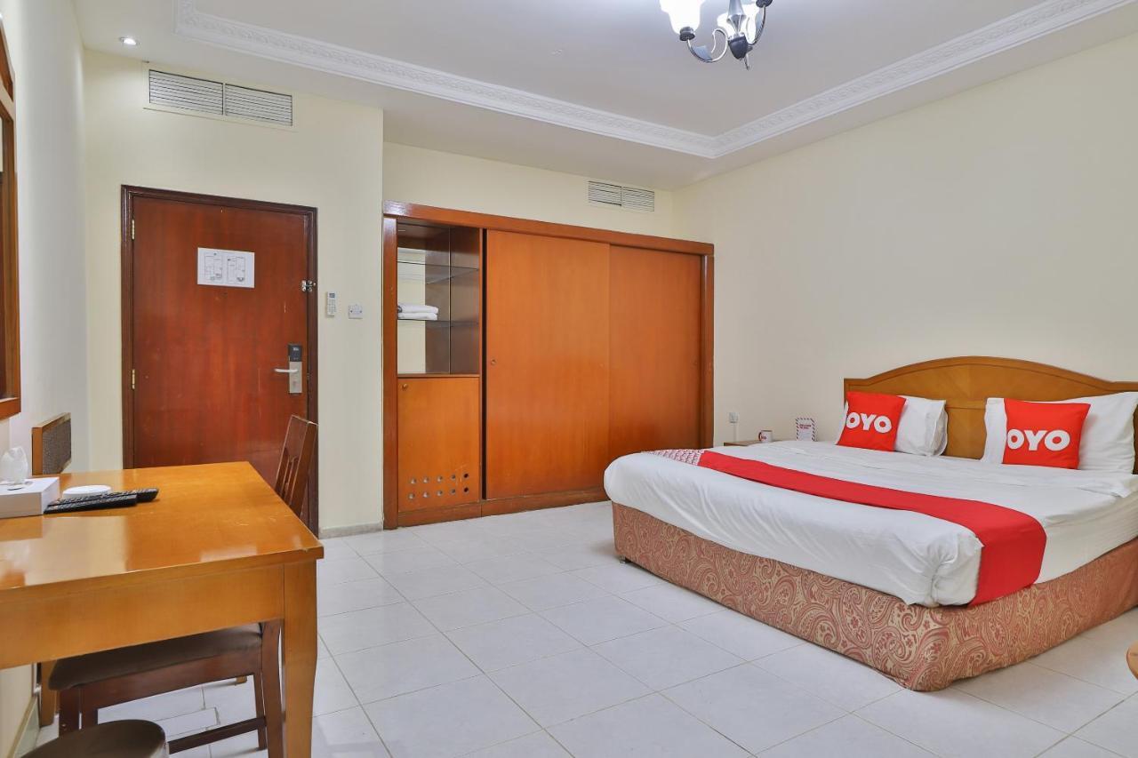 Oyo 366 Waves Hotel Ajman Luaran gambar