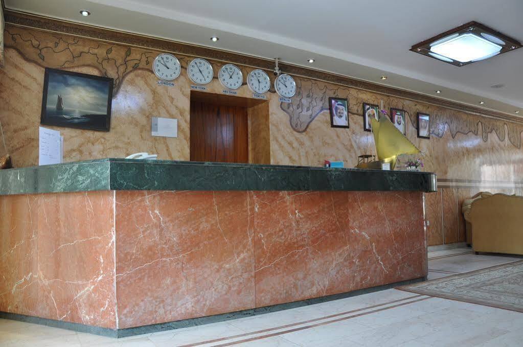 Oyo 366 Waves Hotel Ajman Luaran gambar